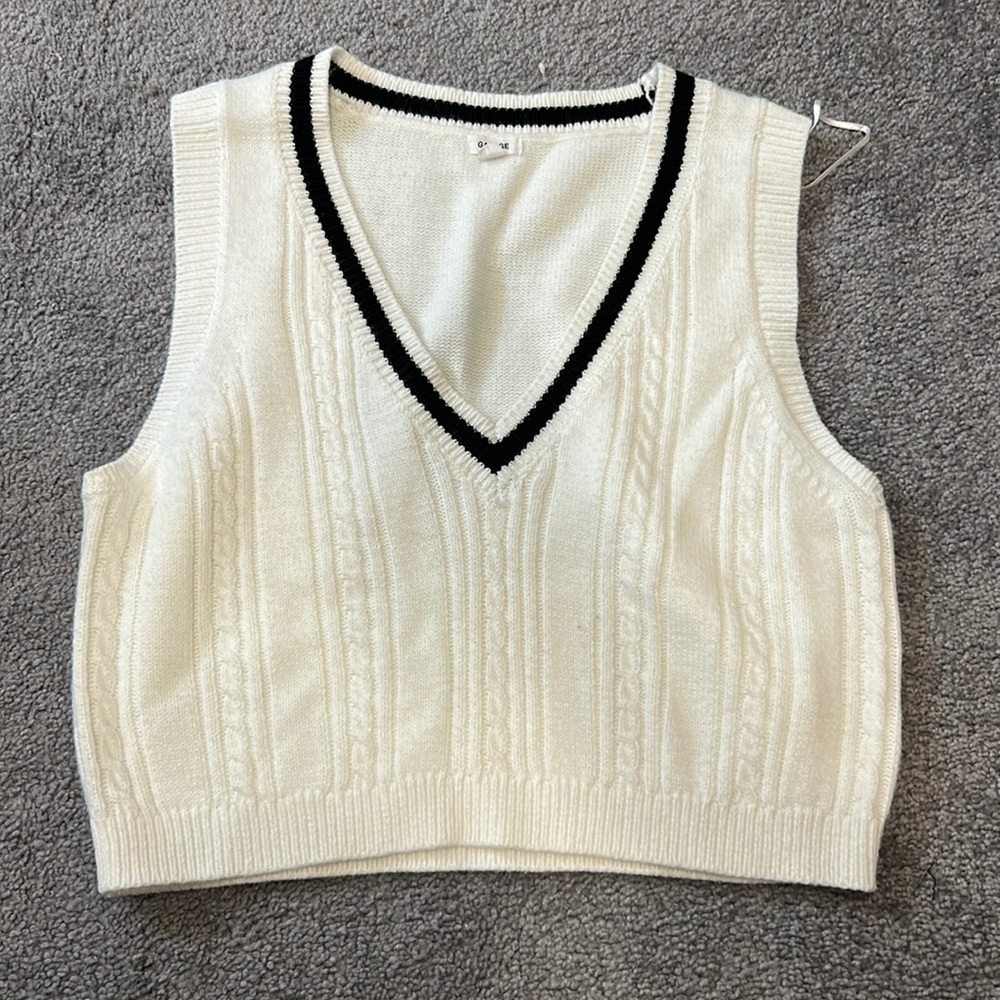 Garage Sweatervest